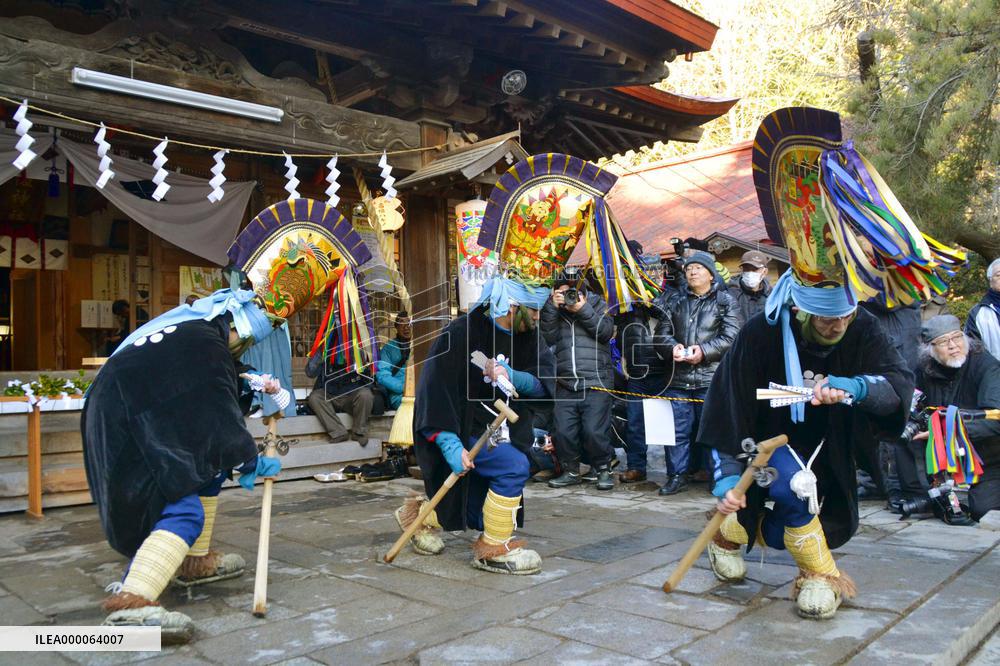 4-day spring festival starts in Aomori, northern Japan