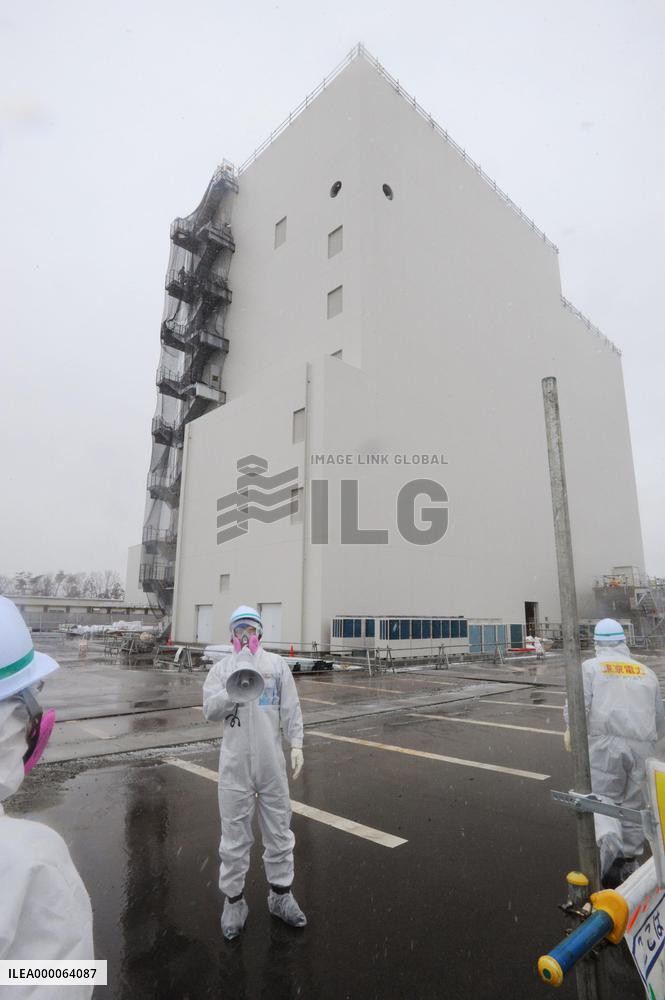 Building for workers to rest from Fukushima cleanup operations