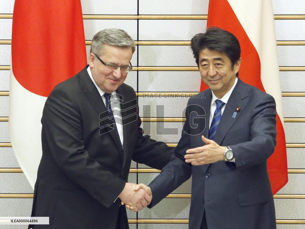 Japan, Poland agree to bolster cooperation over security, energy