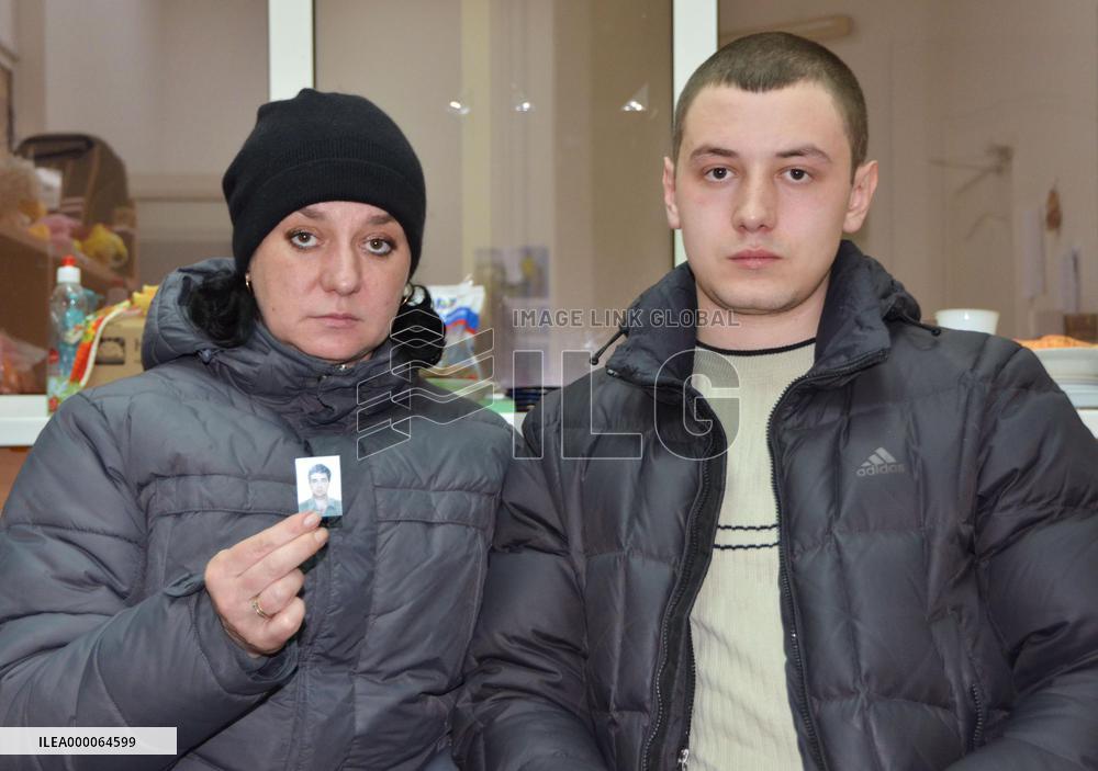 Ukrainian mother, son speak of escape from besieged city