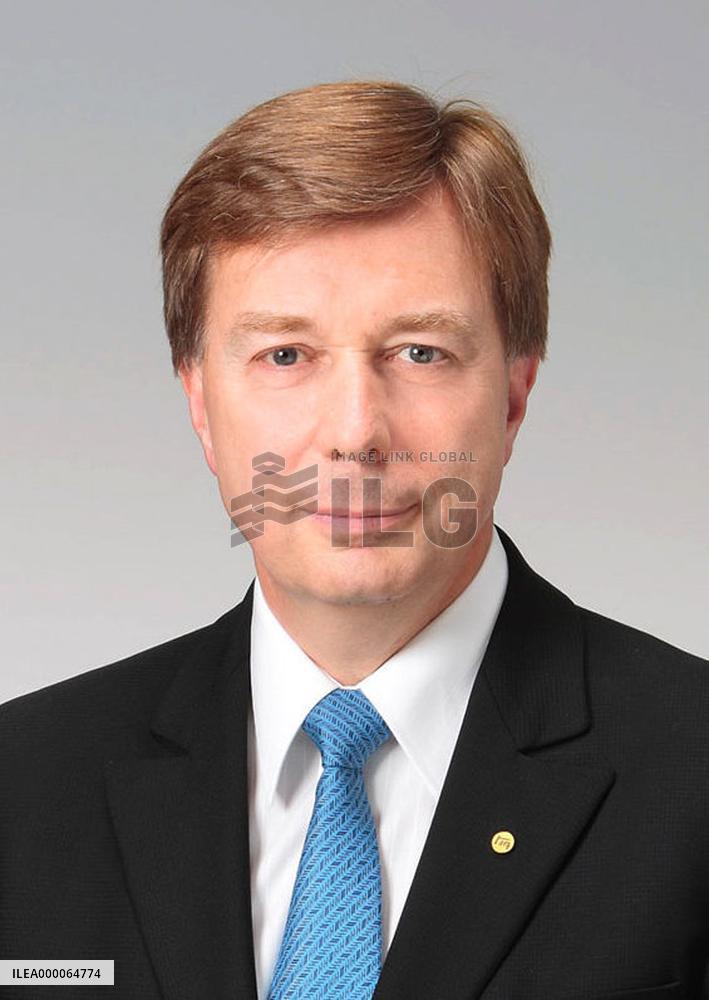 Toyota names 1st non-Japanese executive vice president