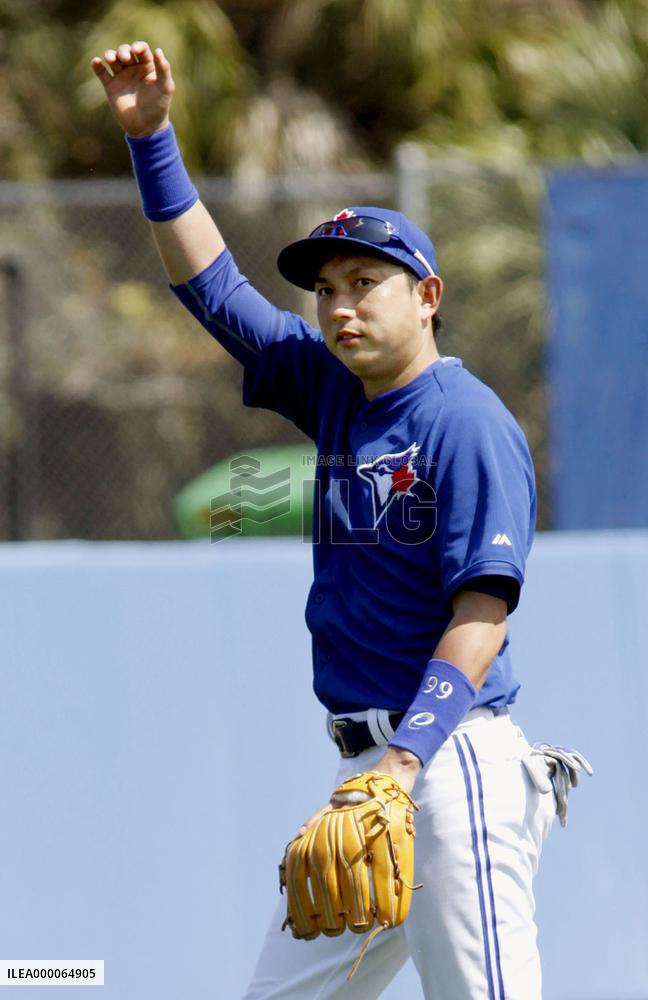 Japanese minor leaguer Kawasaki responds to fans' cheers