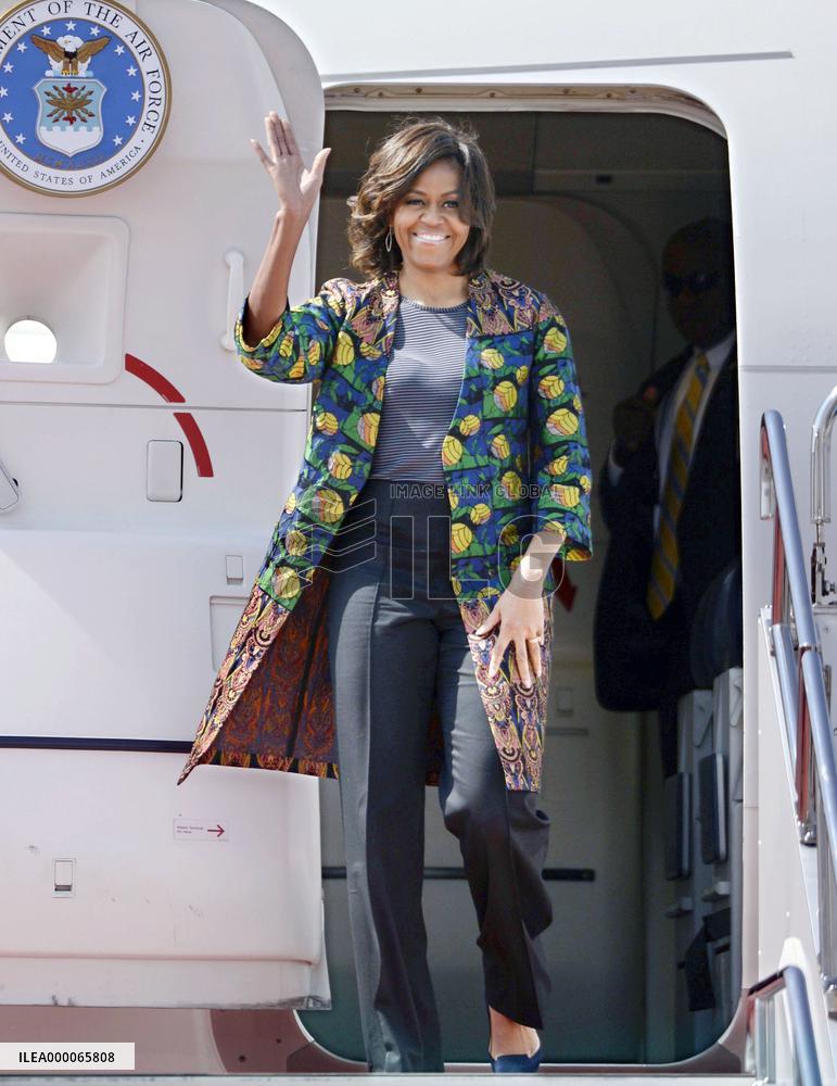 Michelle Obama arrives in Osaka