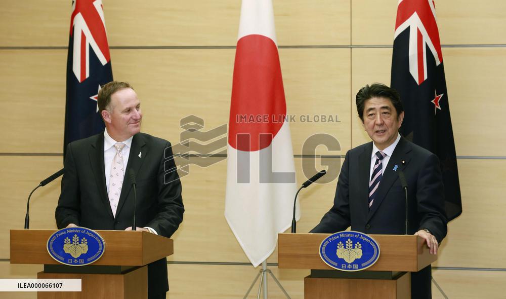 Japan, N.Z. leaders hold talks