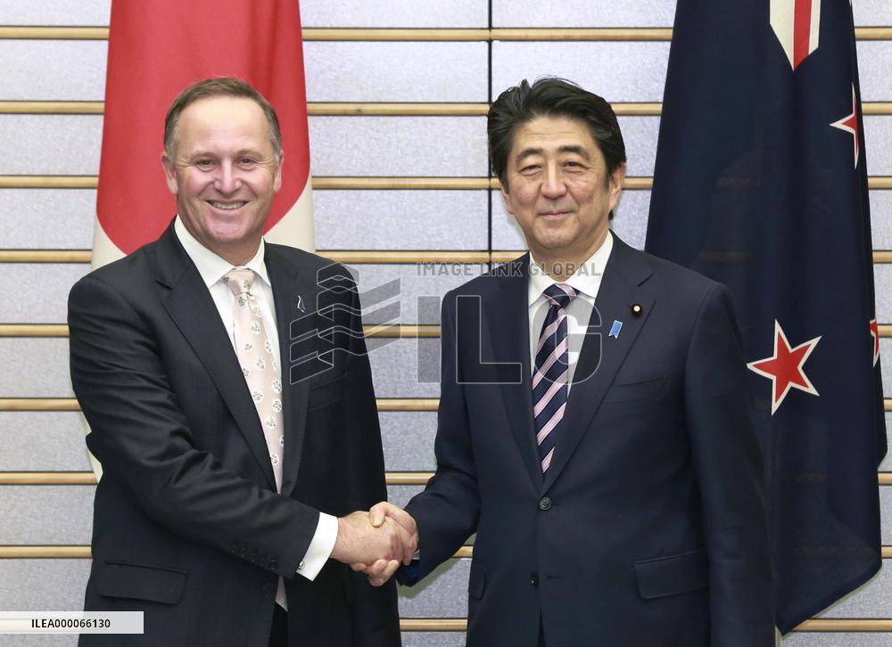 Japan, N.Z. leaders hold talks