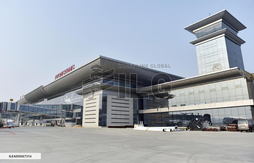 N. Korea shows signs of change after ending months-long Ebola closure