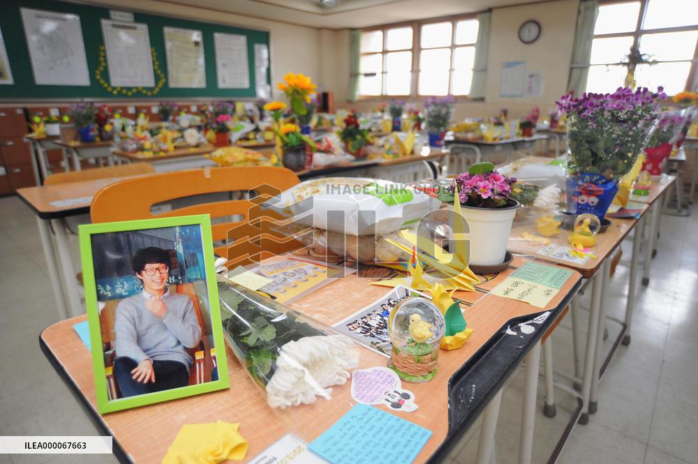 Empty classroom of victims in S. Korean ferry disaster ahead of 1st anniv.