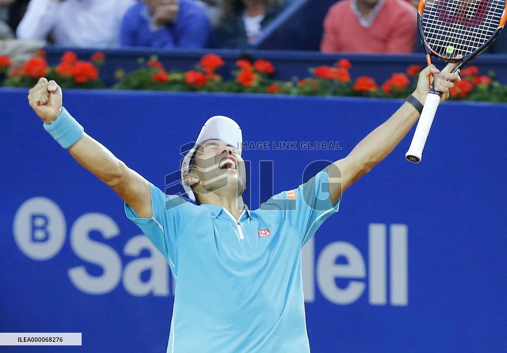Nishikori wins Barcelona title
