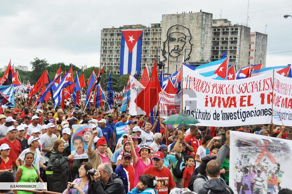 One million Cubans march on May Day