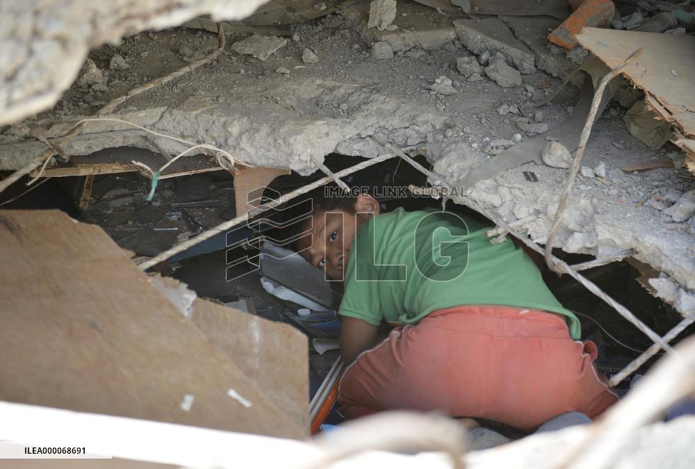 Photos from quake-hit Nepal