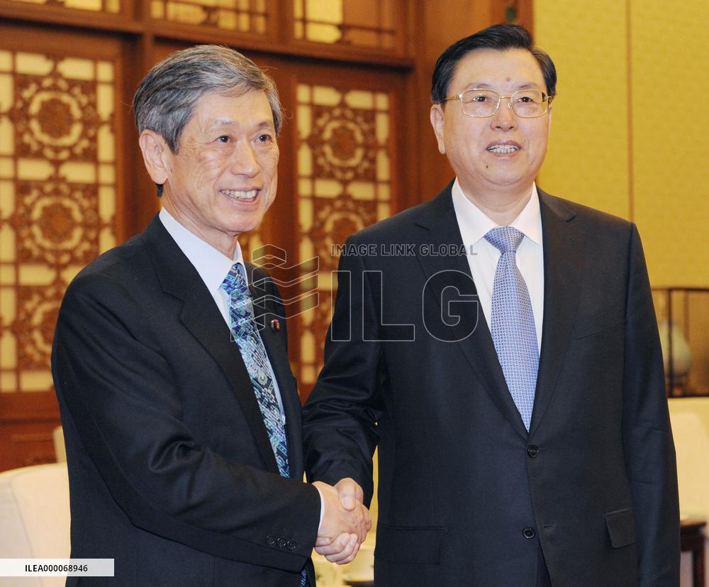 LDP deputy head meets 3rd-ranked Chinese politician in Beijing