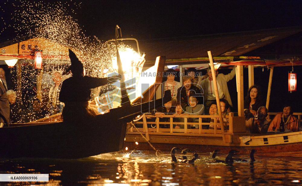 Cormorant fishing season starts at Nagara River