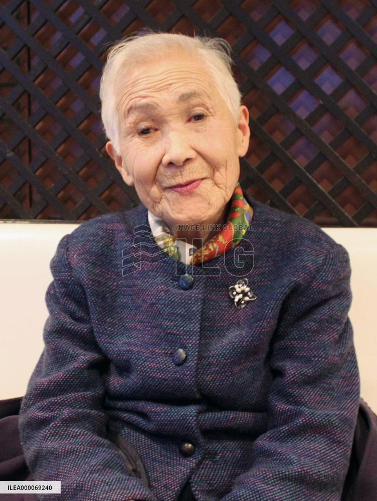 5.21 Woman recalls encounter with blind boy during WWII