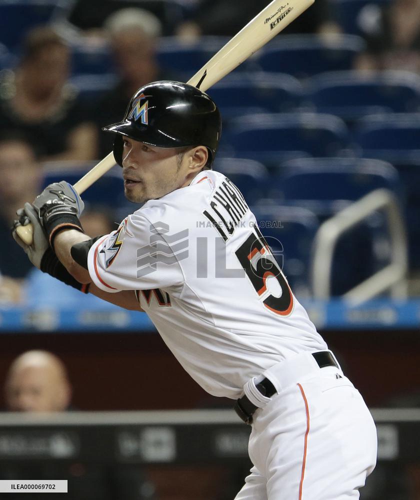 Ichiro passes Babe Ruth on all-time hits list
