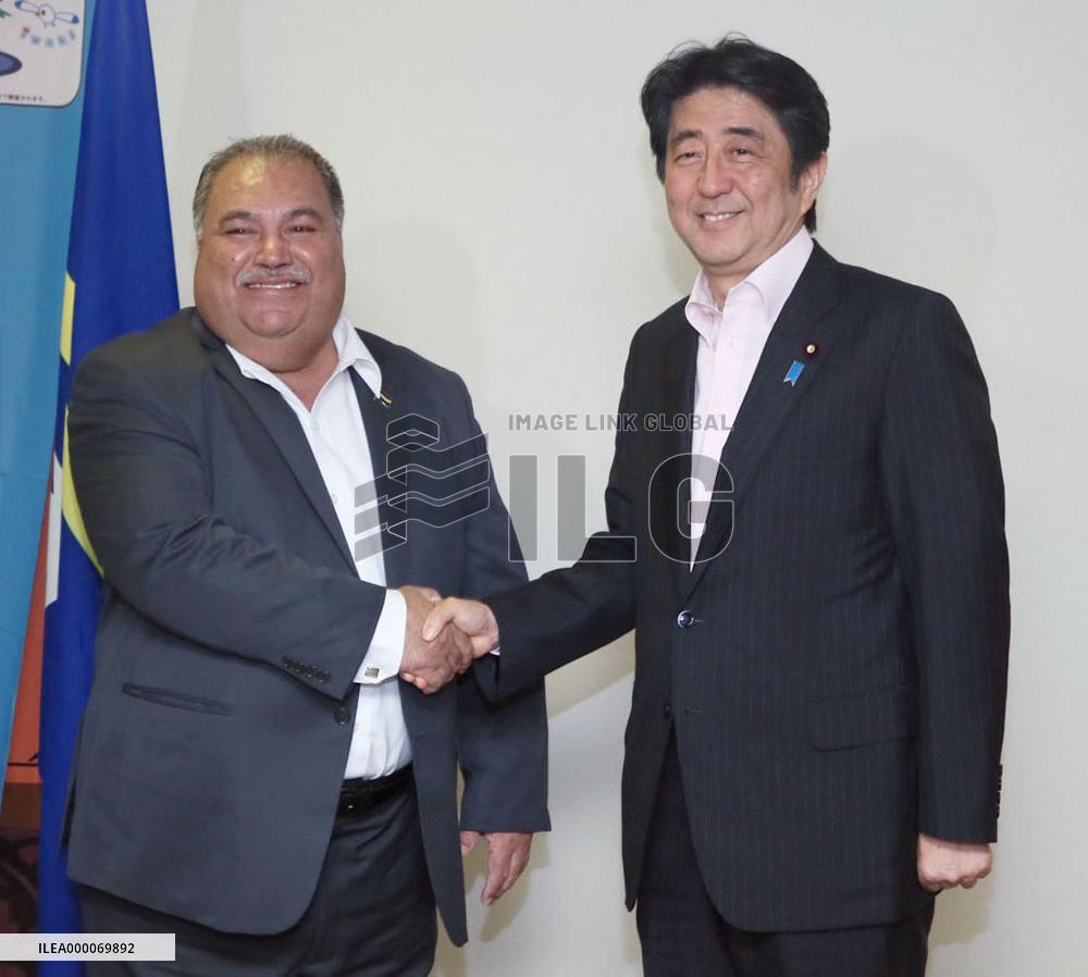 Abe, Nauru president agree on U.N. Security Council reform