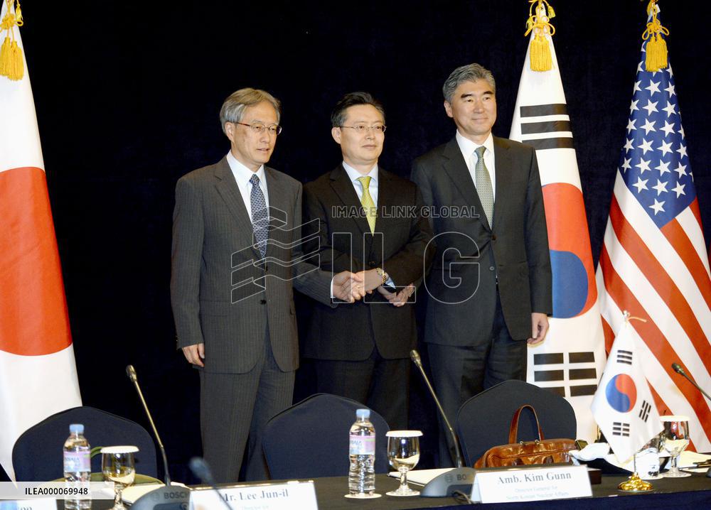 S. Korea, U.S., Japan hold talks on N. Korea