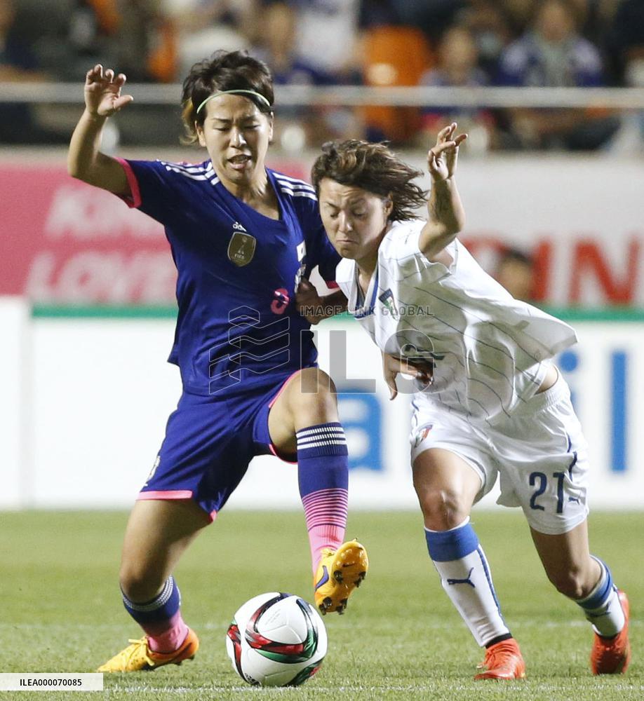 Japan women play Italy in soccer friendly