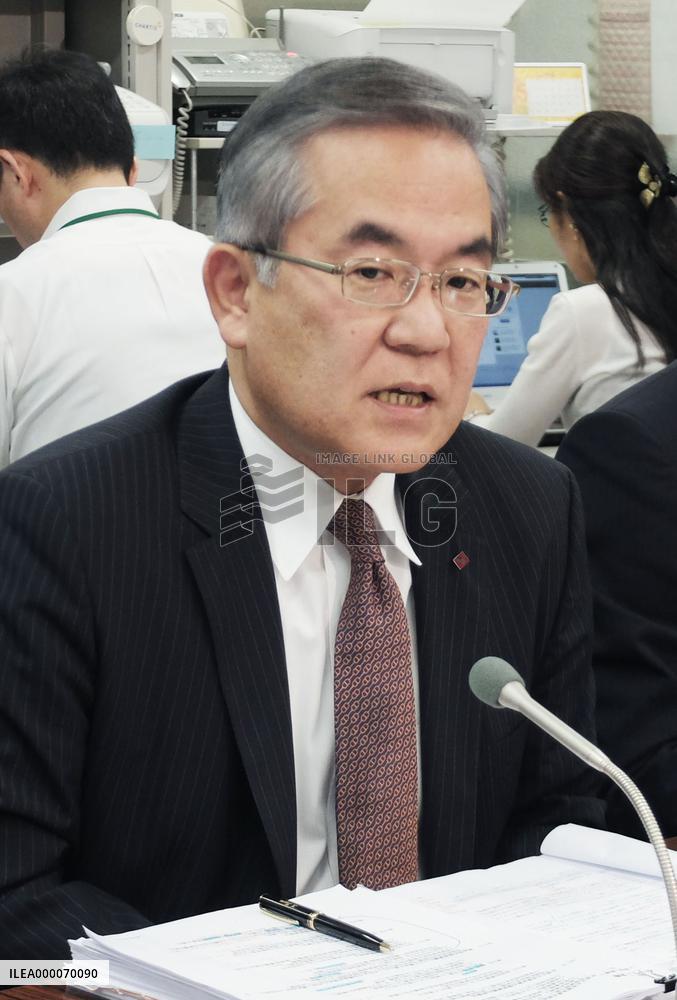 Daiichi Life tops Nippon Life in premium for 1st