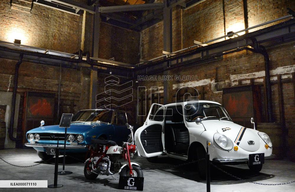 "Subaru 360" on exhibit at classic car museum in Osaka