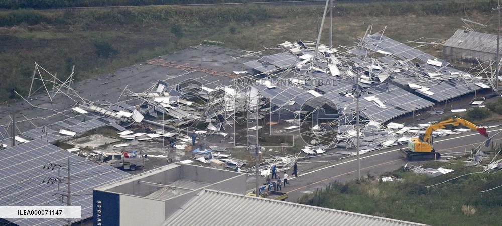 Strong winds cause damage