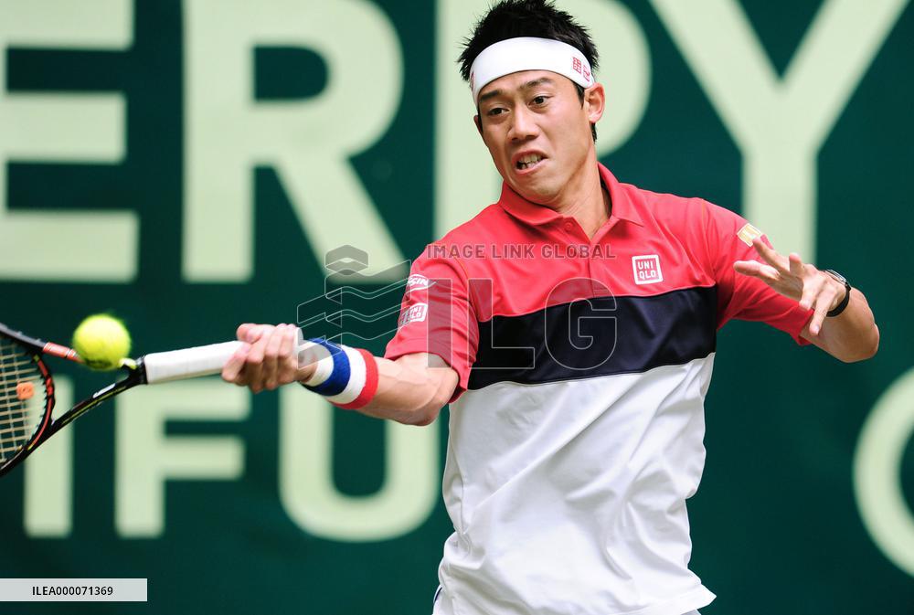 Nishikori advances to quarterfinals in Gerry Weber Open