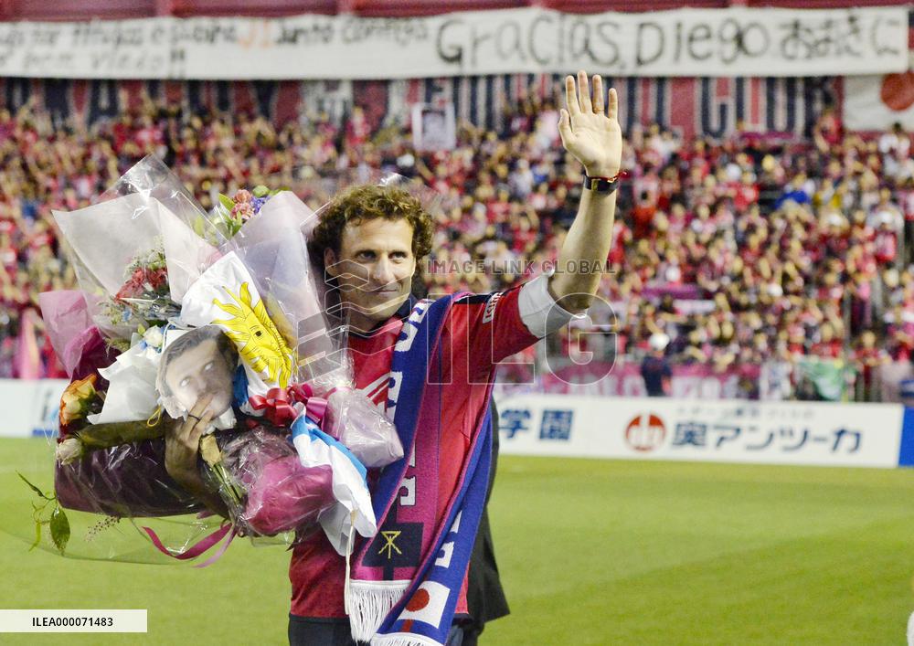 Forlan says goodbye to Cerezo Osaka teammates, fans