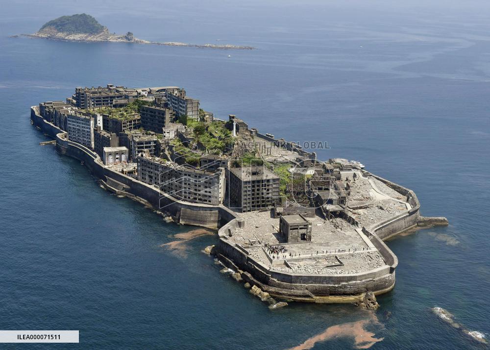 "Battleship Island" off Nagasaki, candidate for World Heritage site