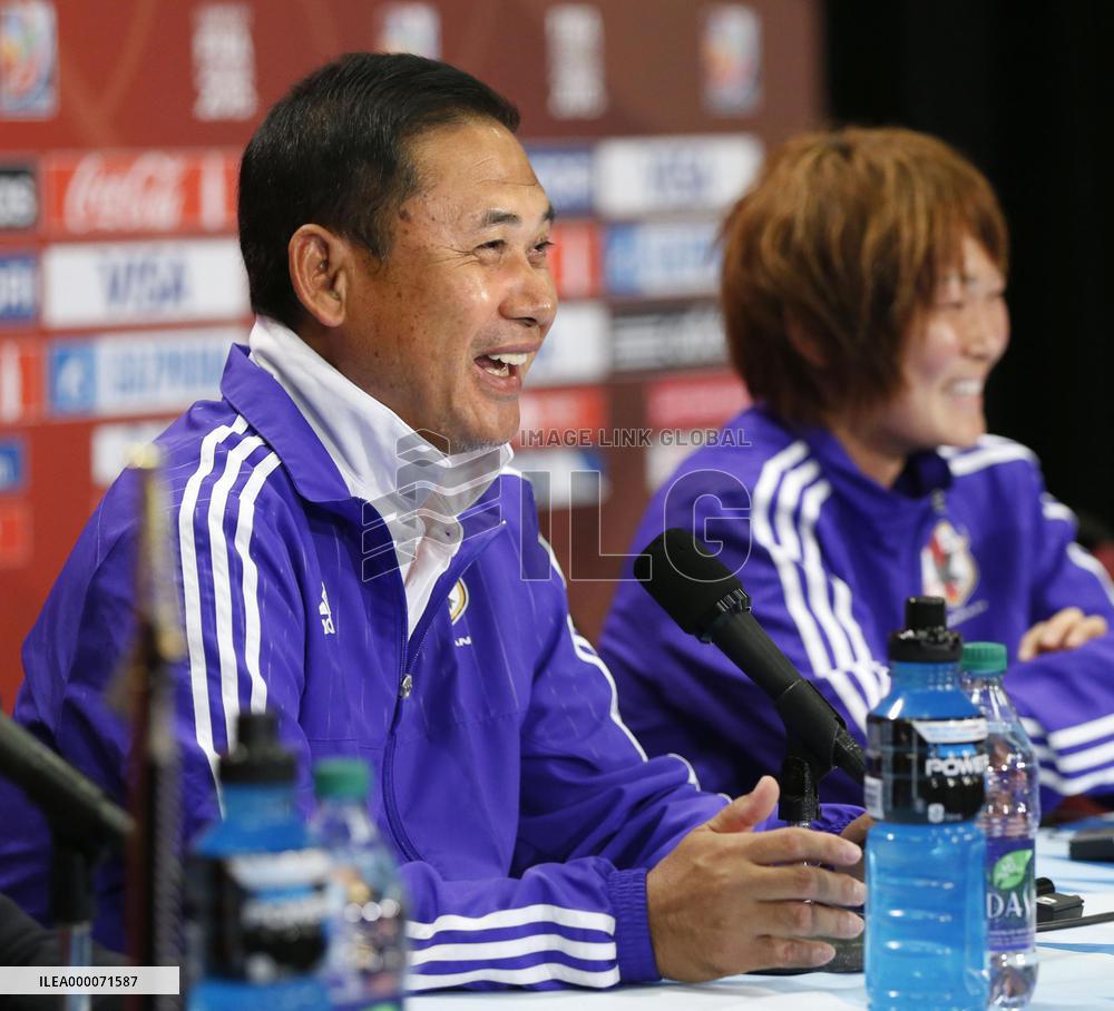 Japan coach meets press on eve of match vs. Netherlands