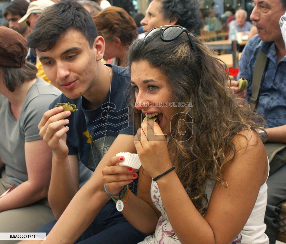 Japanese patissier introduces creation at Milan Expo
