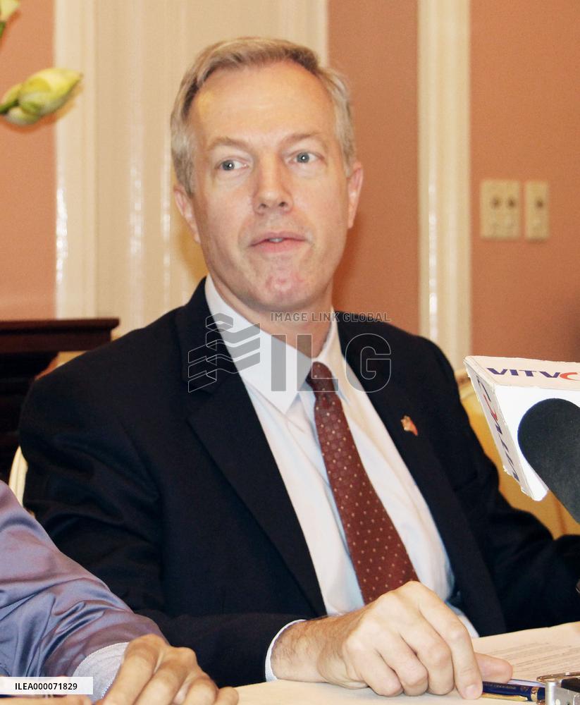 U.S., Vietnamese leaders likely to discuss China's sea moves