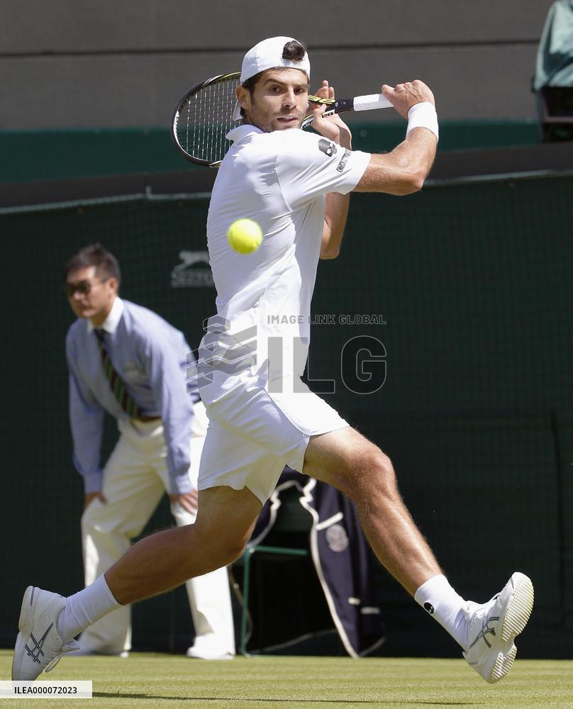 Nishikori beats Bolelli in 5-set Wimbledon opener