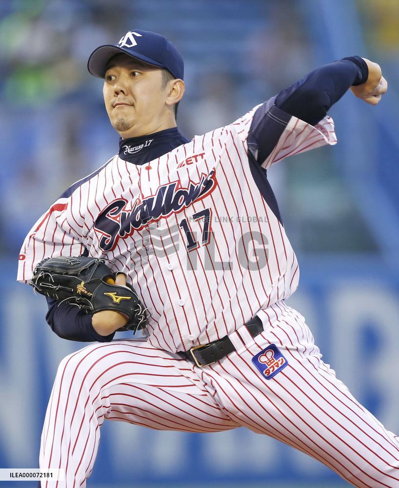 Swallows bats back Naruse in win over Tigers