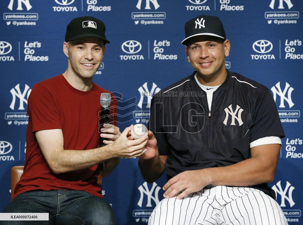 A-Rod, Yankees settle dispute; he gets 3,000th-hit ball