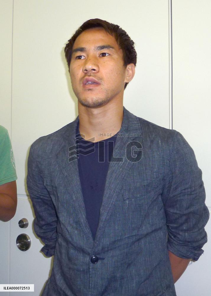 Okazaki unfazed by sacking of Leicester boss