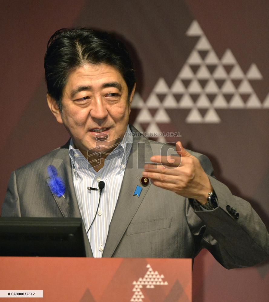 Japan, U.S. resume talks ahead of TPP ministerial session