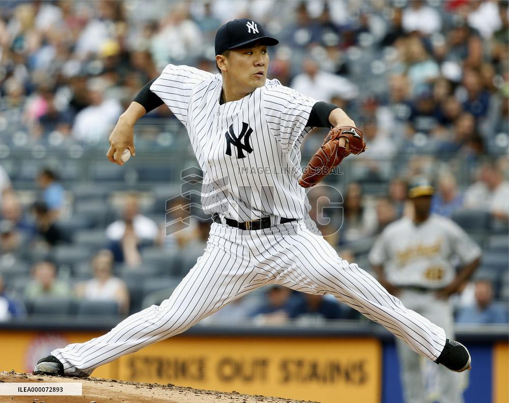 Tanaka dominates A's for 5th win of season