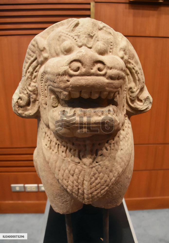 Thailand to return smuggled ancient artifacts to Cambodia