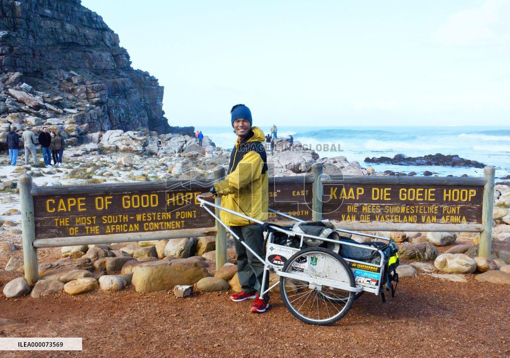 Japanese man finishes 10,000km north-south Africa trek