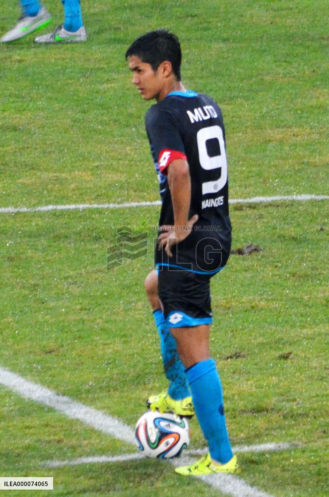 Japan's Muto plays for Mainz in training match vs. Monaco