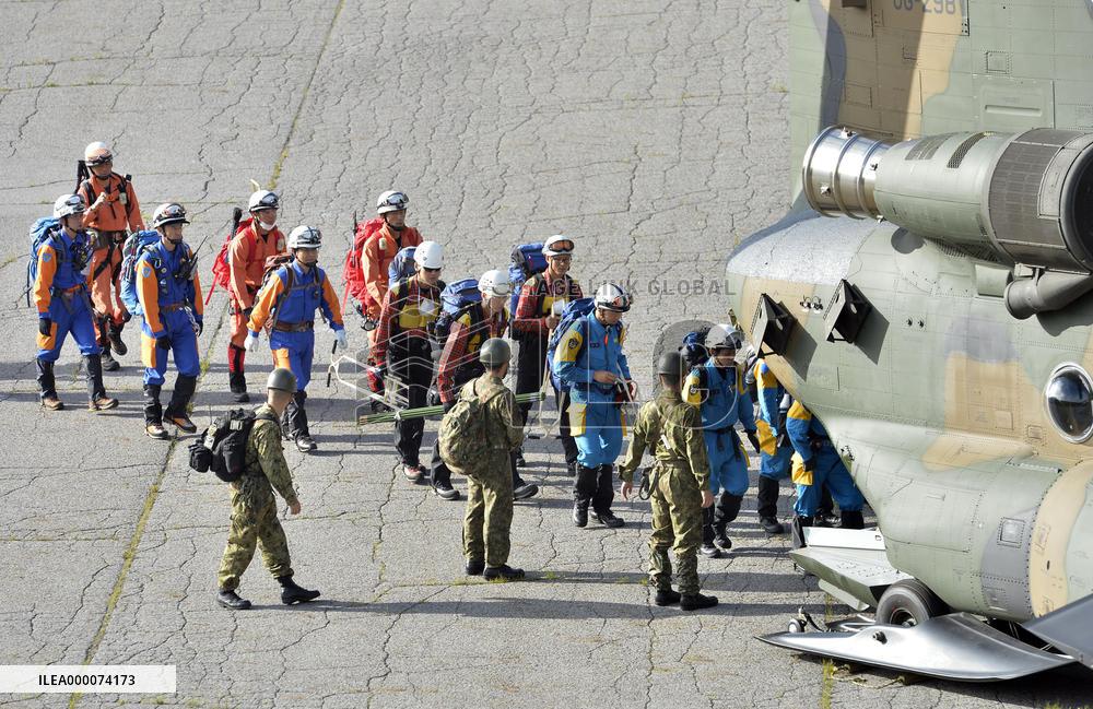 Search resumes for missing on Japan volcano