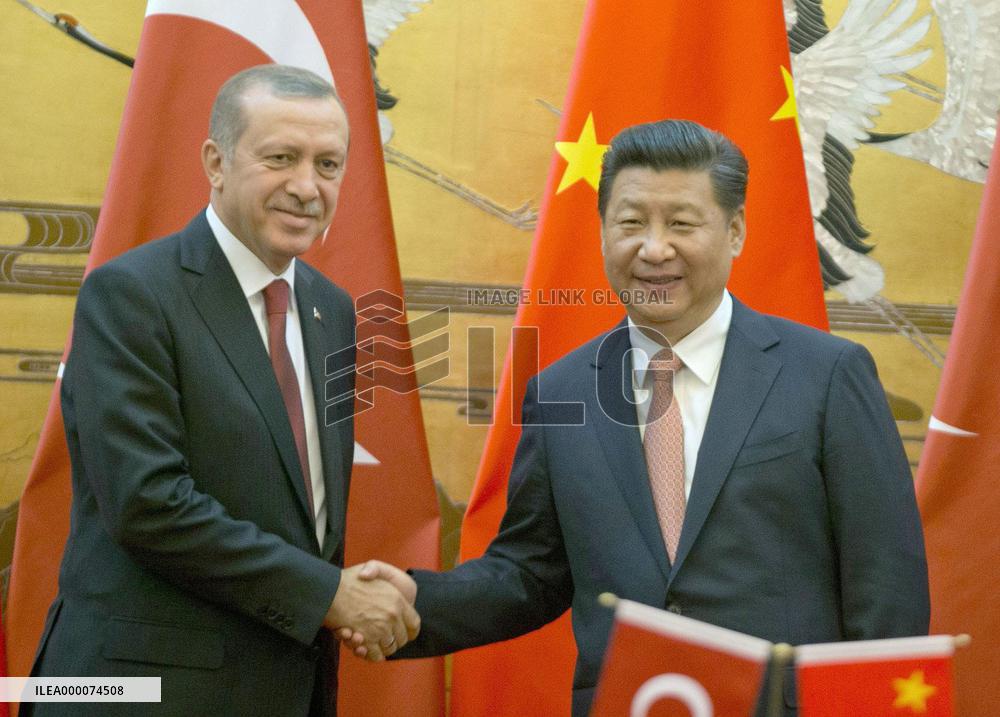 China-Turkey summit held in Beijing