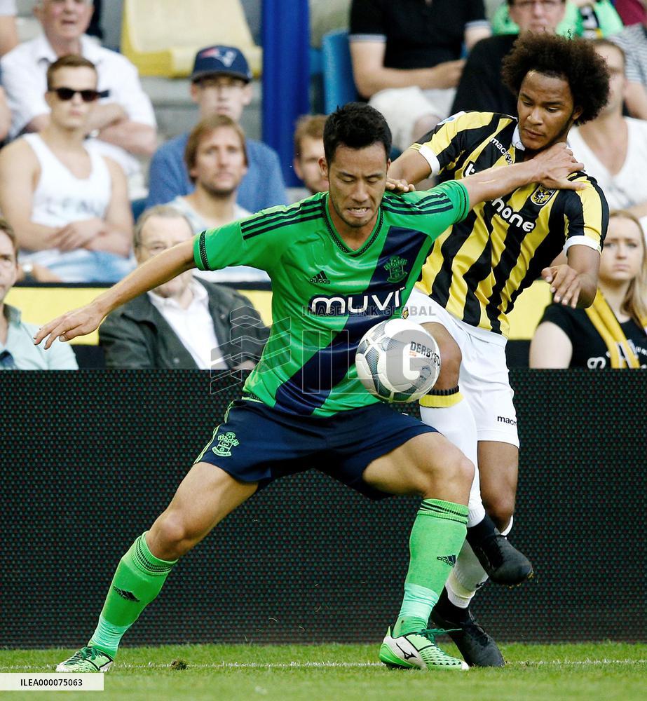 Southampton beat Vitesse in Europa League match