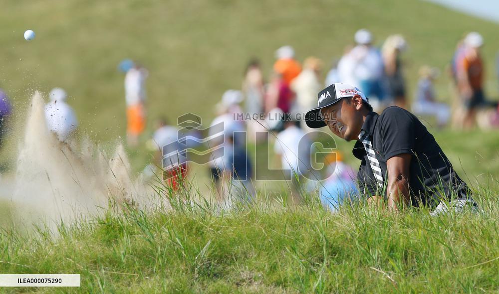 Iwata steals show on 2nd day of PGA Championship