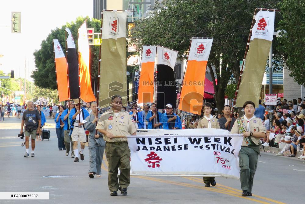Festival in LA's Little Tokyo