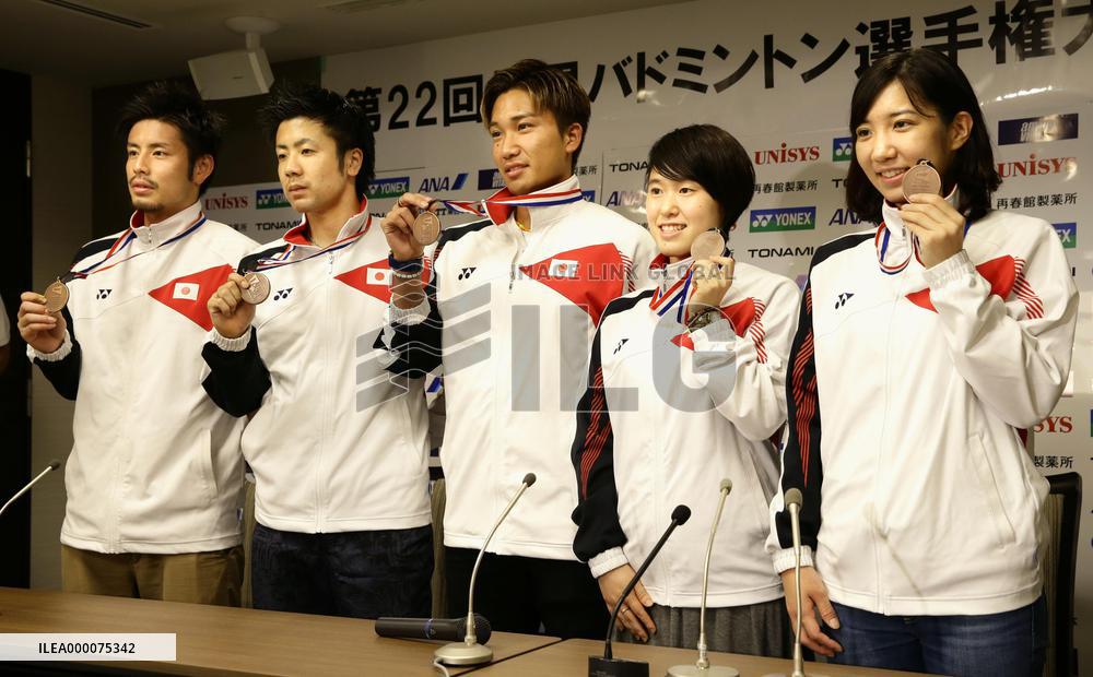 Japanese medalists of world badminton c'ships