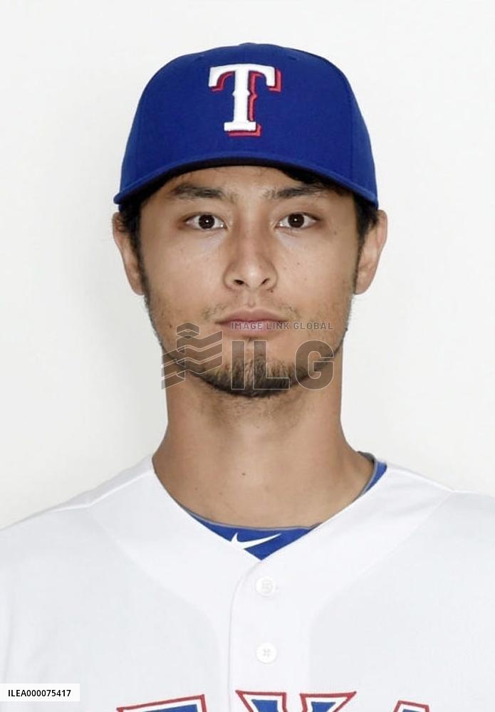 Darvish throws for 1st time since Tommy John surgery