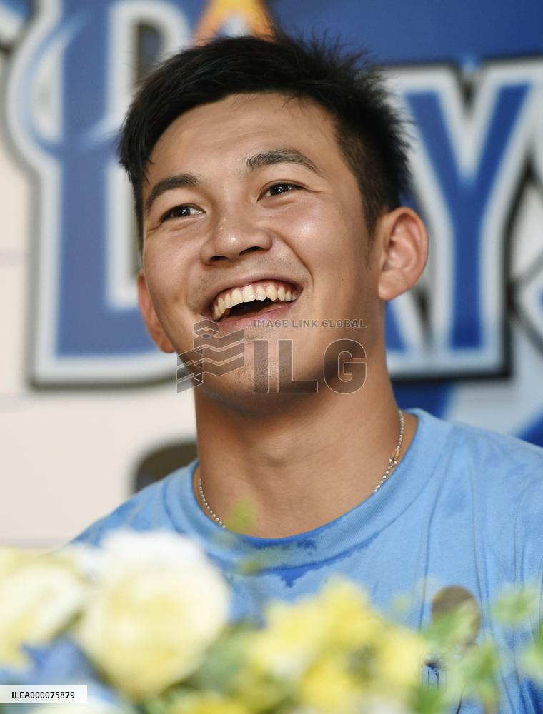 DeNA closer Yamasaki sets NPB rookie record of most saves