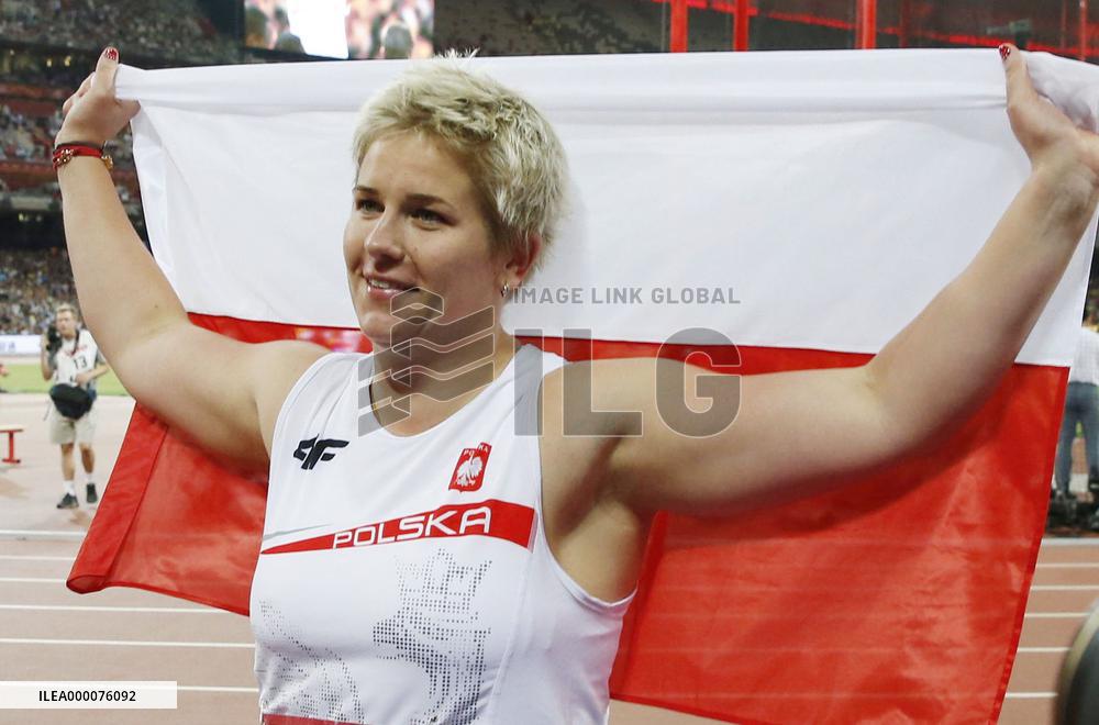 Anita Wlodarczyk wins women's hammer throw at world championships