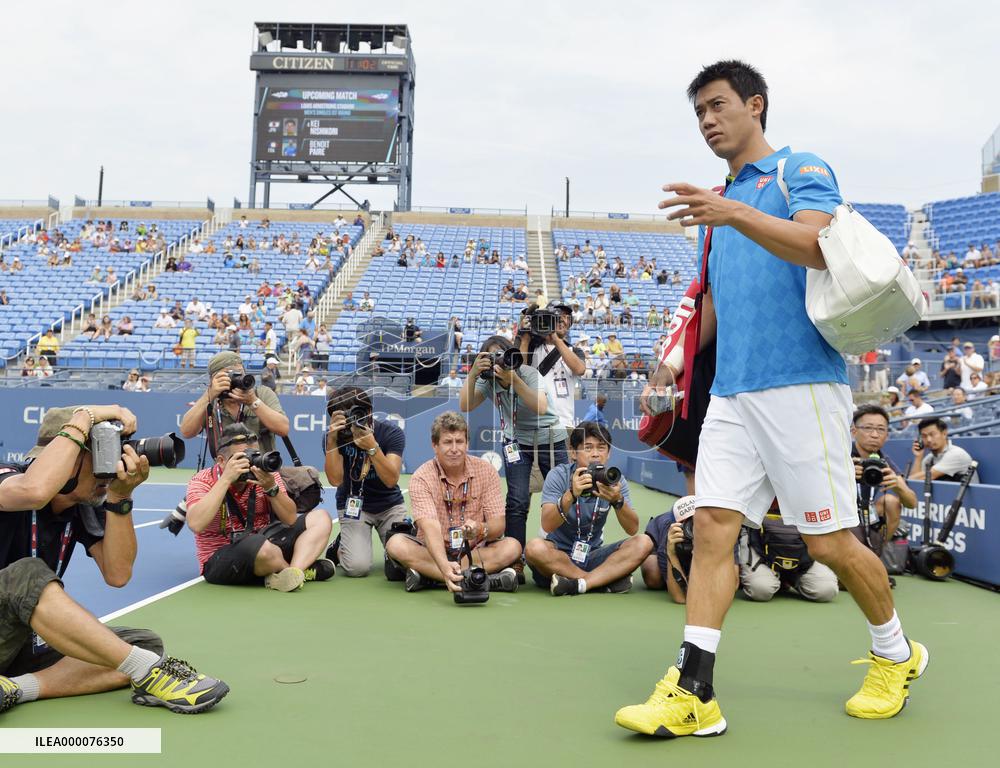 Nishikori crashes out in first round of U.S. Open