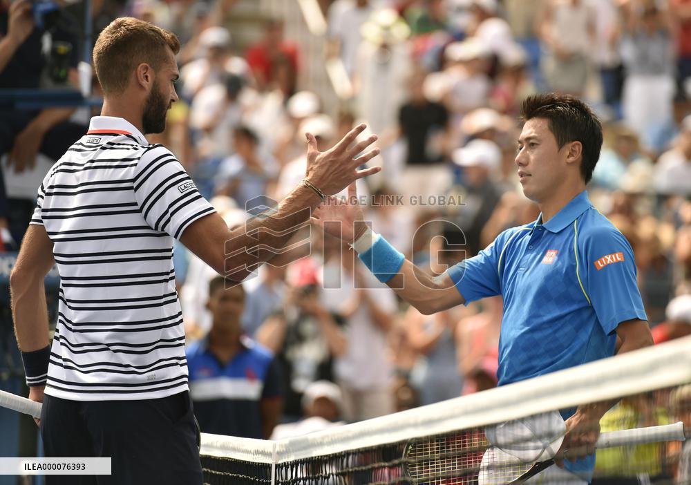 France's Paire defeats Nishikori in 1st round of U.S. Open